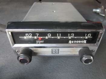 AUTORADIO AUTOVOX